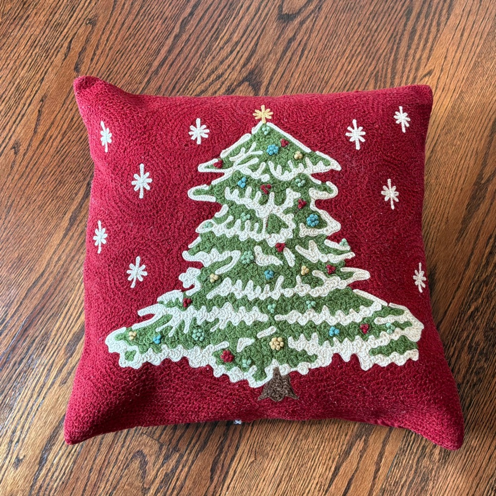 Pottery Barn Christmas Tree Hooked Wool Style Throw Pillow 18" Christmas Tree